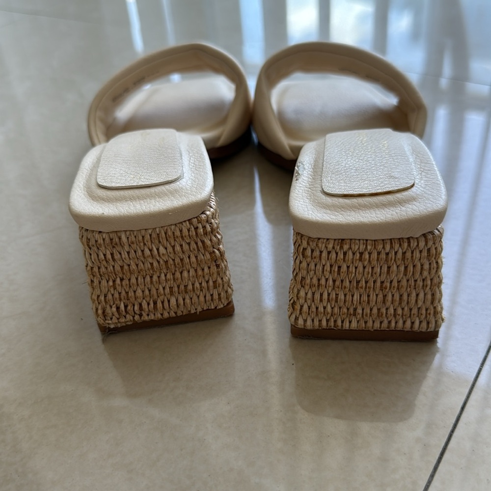 Chinese laundry low heel ivory sandals size 5 - Picture 4 of 7
